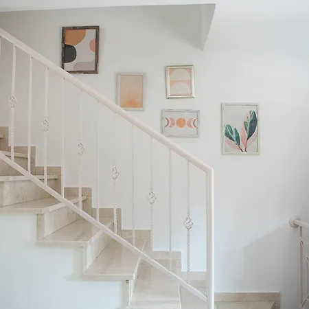 Amazing & Cozy Town House With Pool Holiday home Limassol