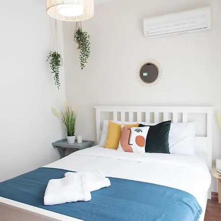 Amazing & Cozy Town House With Pool * Limassol